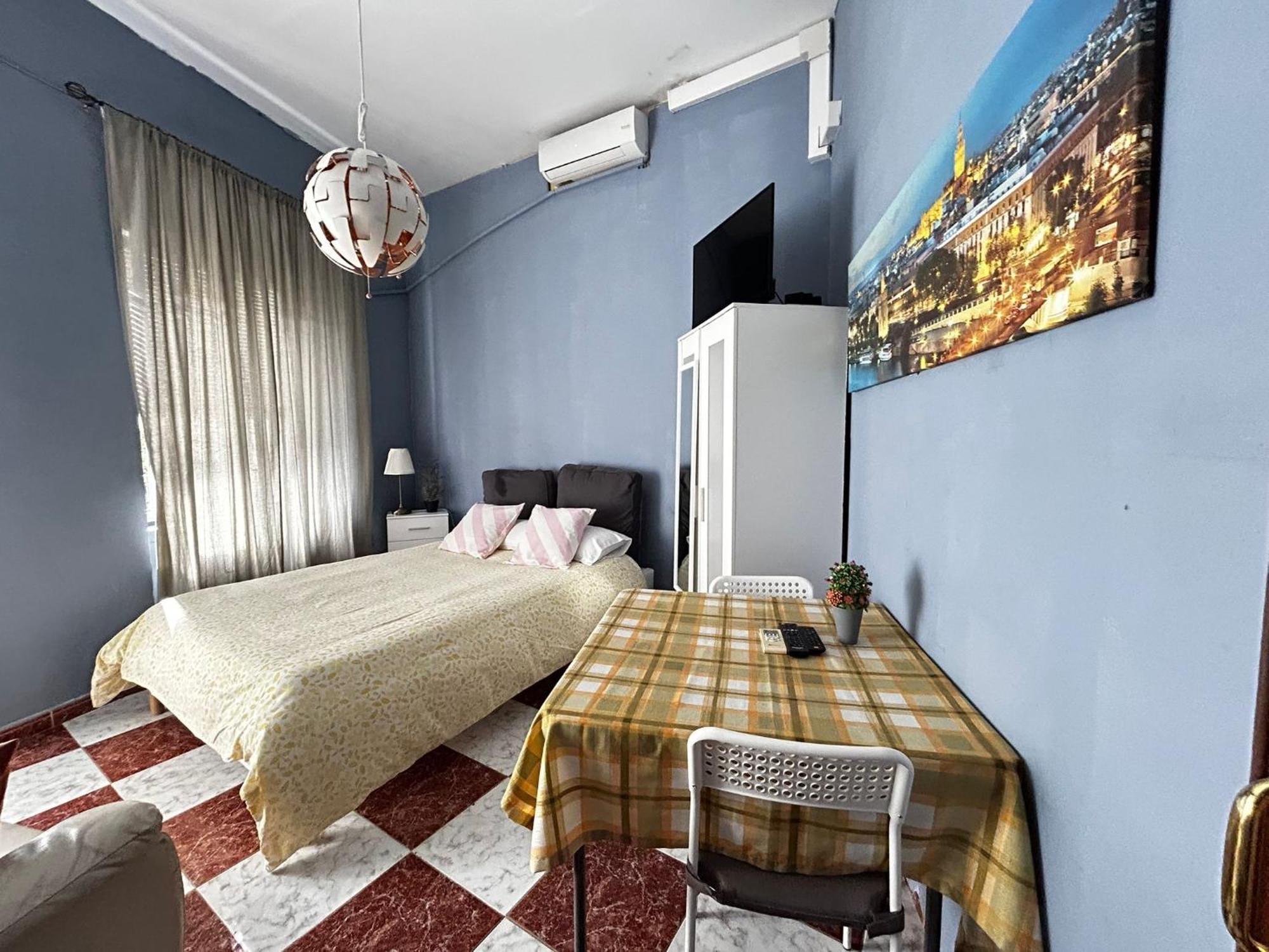 Santa Isabel Cost In Private House * Sevilha