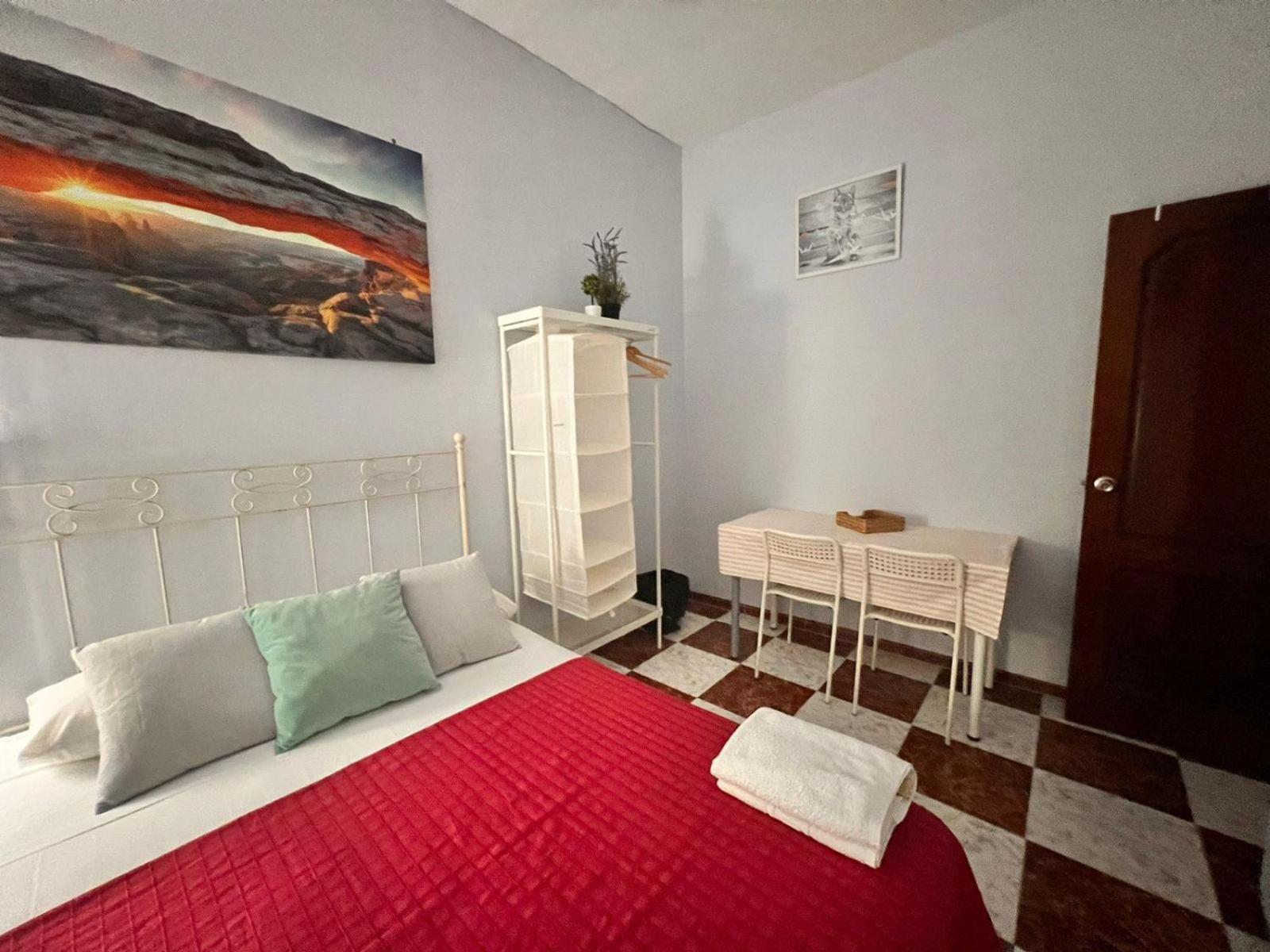 Santa Isabel Cost In Private House Gasthuis